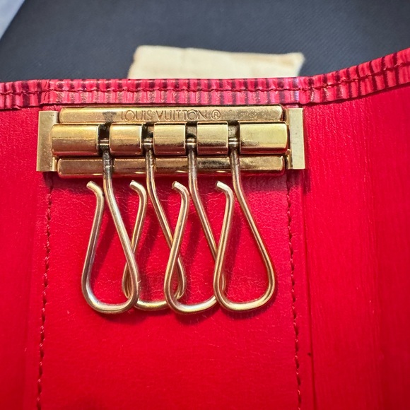 🙏Louis Vuitton Epi Key Cles 4’s - Picture 5 of 11